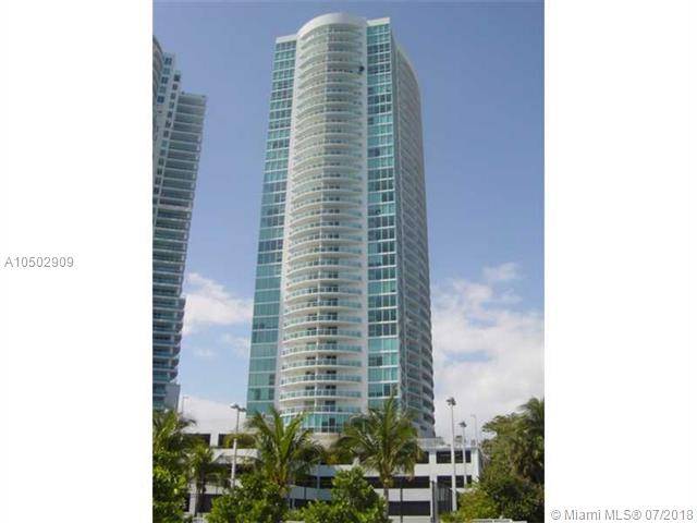 BEAUTIFUL 2BE/2BA WITH GORGEOUS BAY AND CITY VIEWS