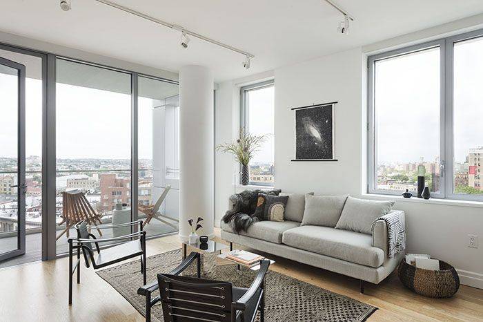 Downtown Brooklyn Luxury 2 Bedroom**Seconds from Barclays Center**Manhattan Views**Statue of Liberty Views