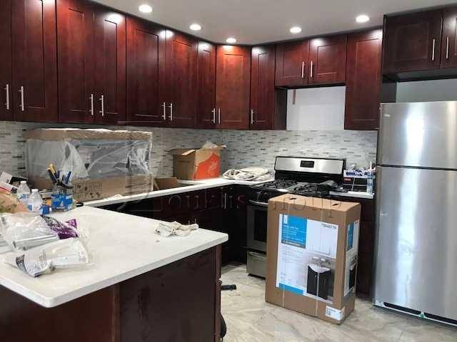 Beautiful gut reno apartment located on a quiet tree lined street on the 3rd floor walk up.