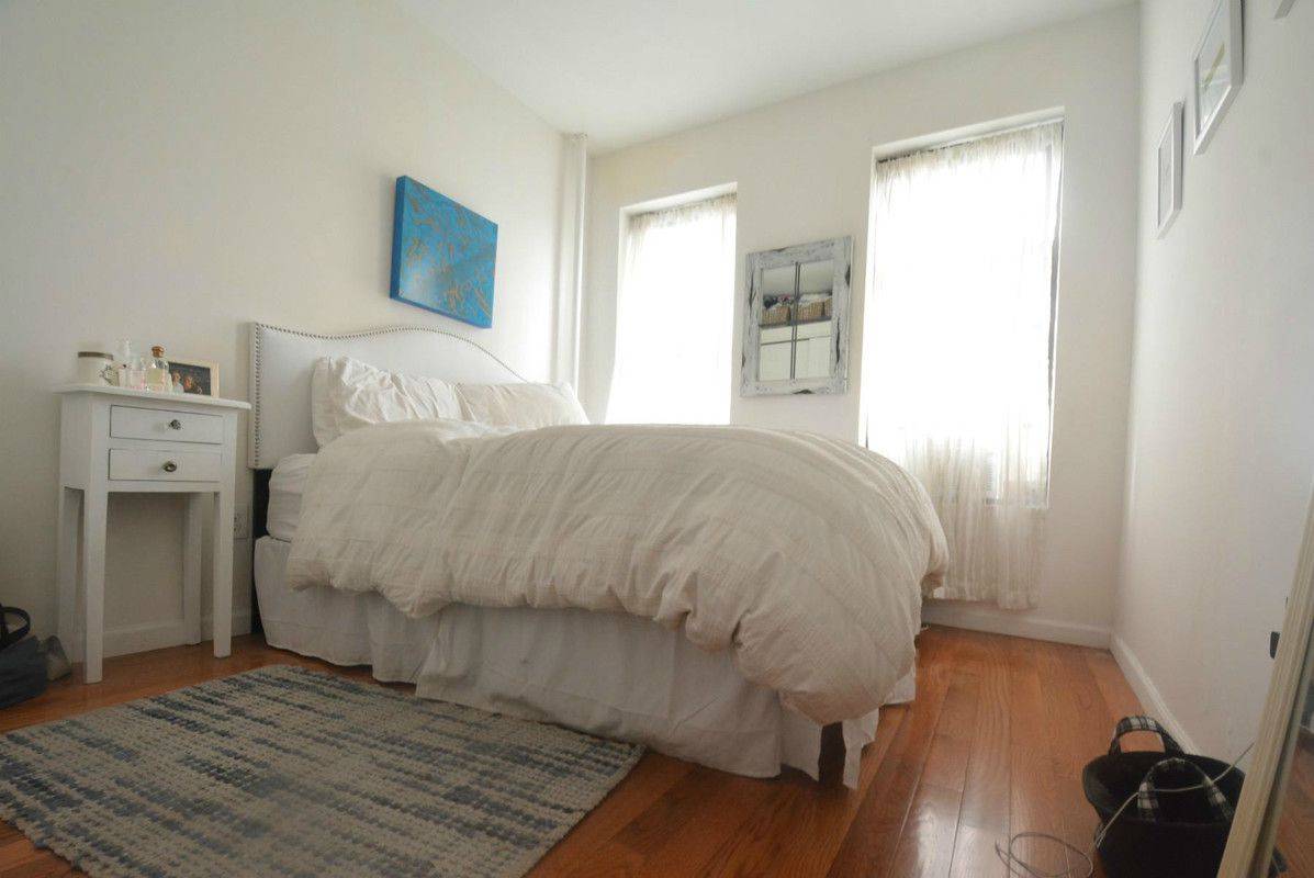 Spacious 2 Bedroom...SS Appliances...Tons of Closets...Heart of Soho
