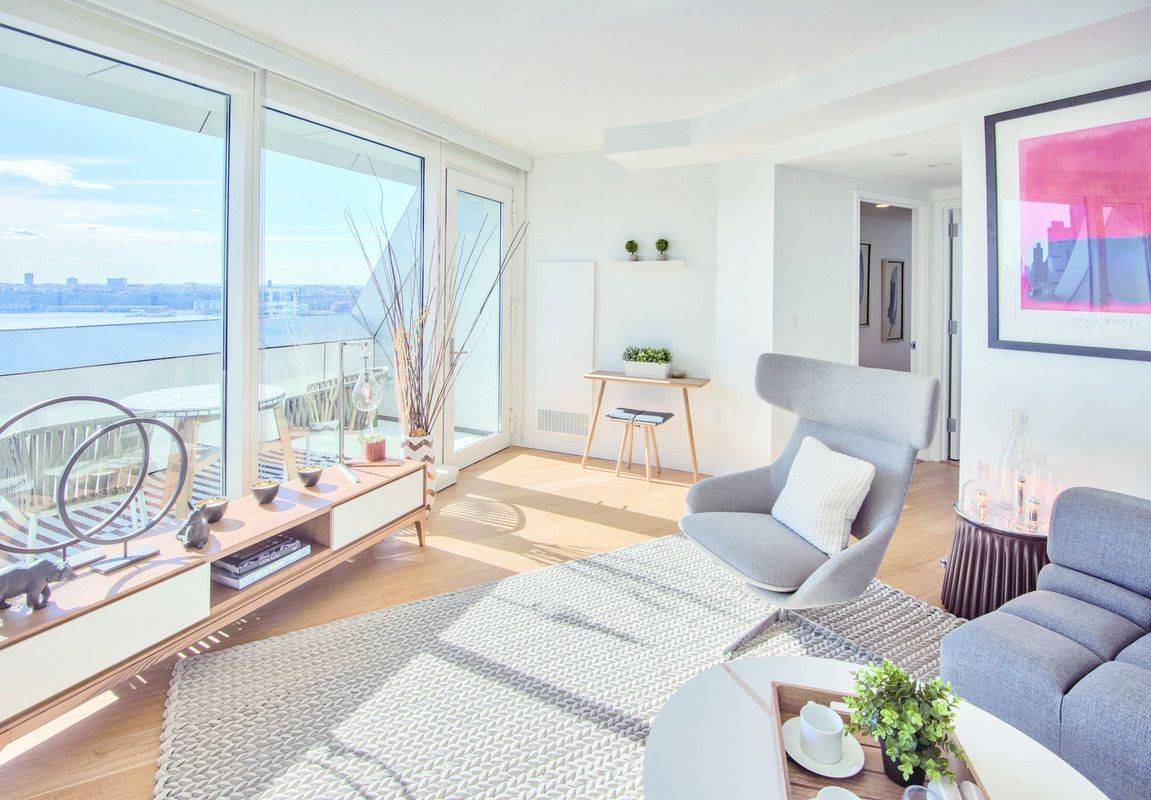 Stunning 3 Bed/3 Bath in Prime Midtown West Location - Full Service - Walk in Closet - Endless Views