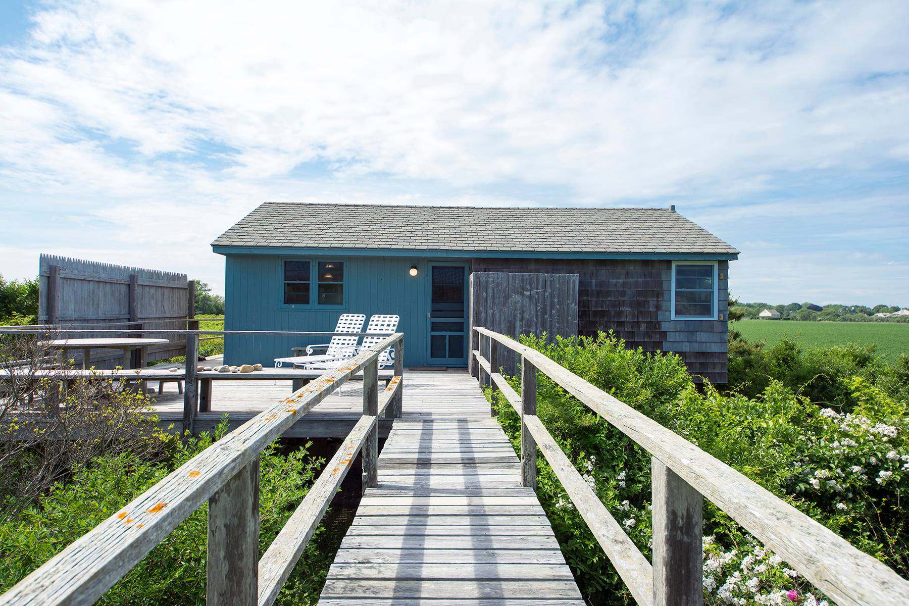 OCEAN FRONT ESCAPE