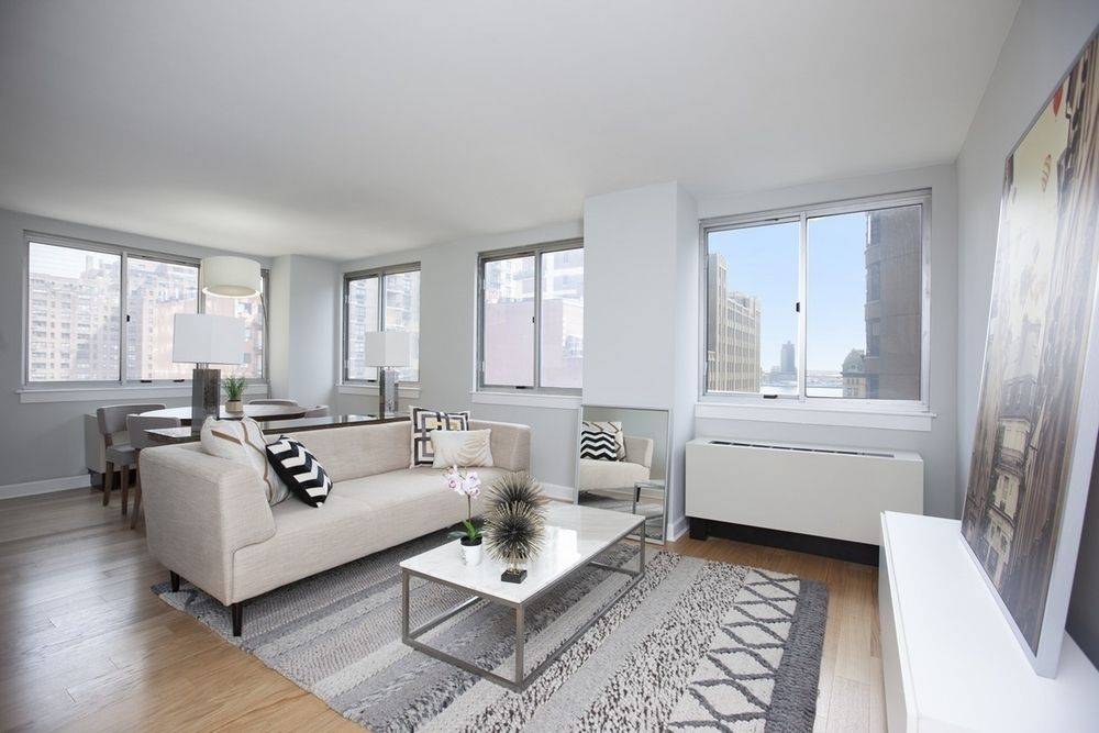 FANTASTIC CORNER 2BR/2BATH..UN BUILDING..MIDTOWN EAST..GRAND CENTRAL