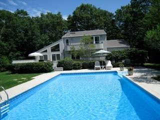 4 Bedroom, 2.5 baths Contemporary in upscale East Hampton Village fringe