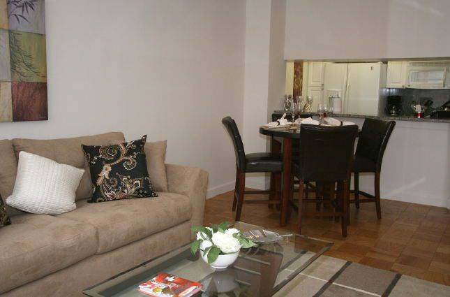 Spacious 1 Bedroom**Pass thru Kitchen**Minutes Away from Grand Central**Turtle Bay