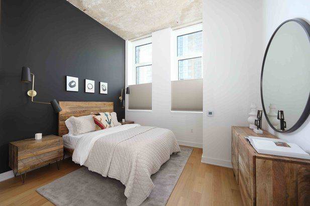 Unique 1 Bedroom**Open Kitchen**No Fee**Courtyard Facing**Hunters Point