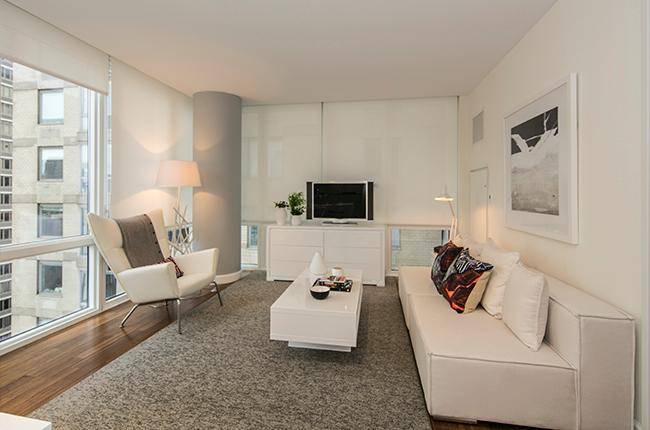 Bright 1 Bedroom in Lincoln Square (NO FEE)