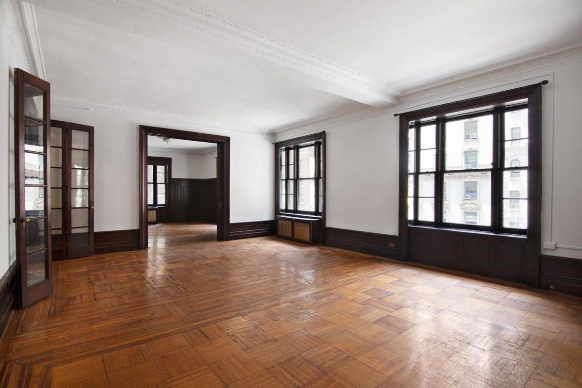 Spectacular 5 Bedroom near Central Park !!!