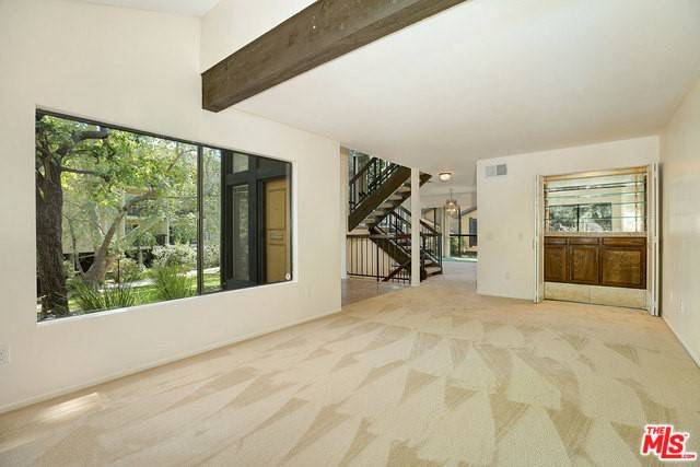 4908 Tara Terrace