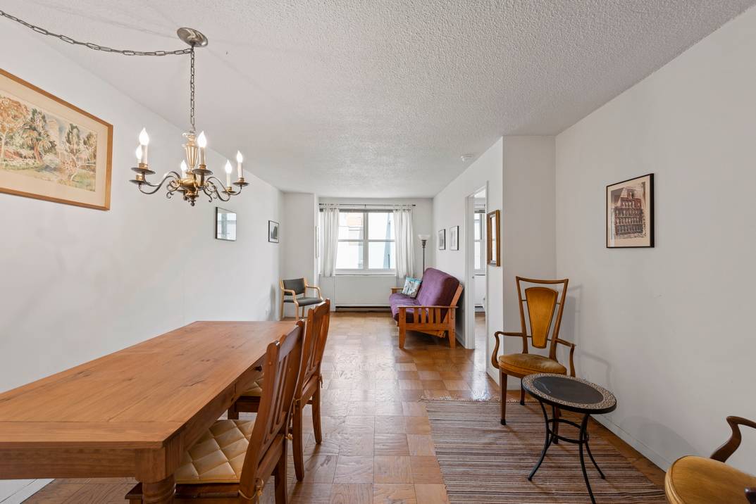 Beautiful Blank Canvas One-Bedroom at The Crystal House!