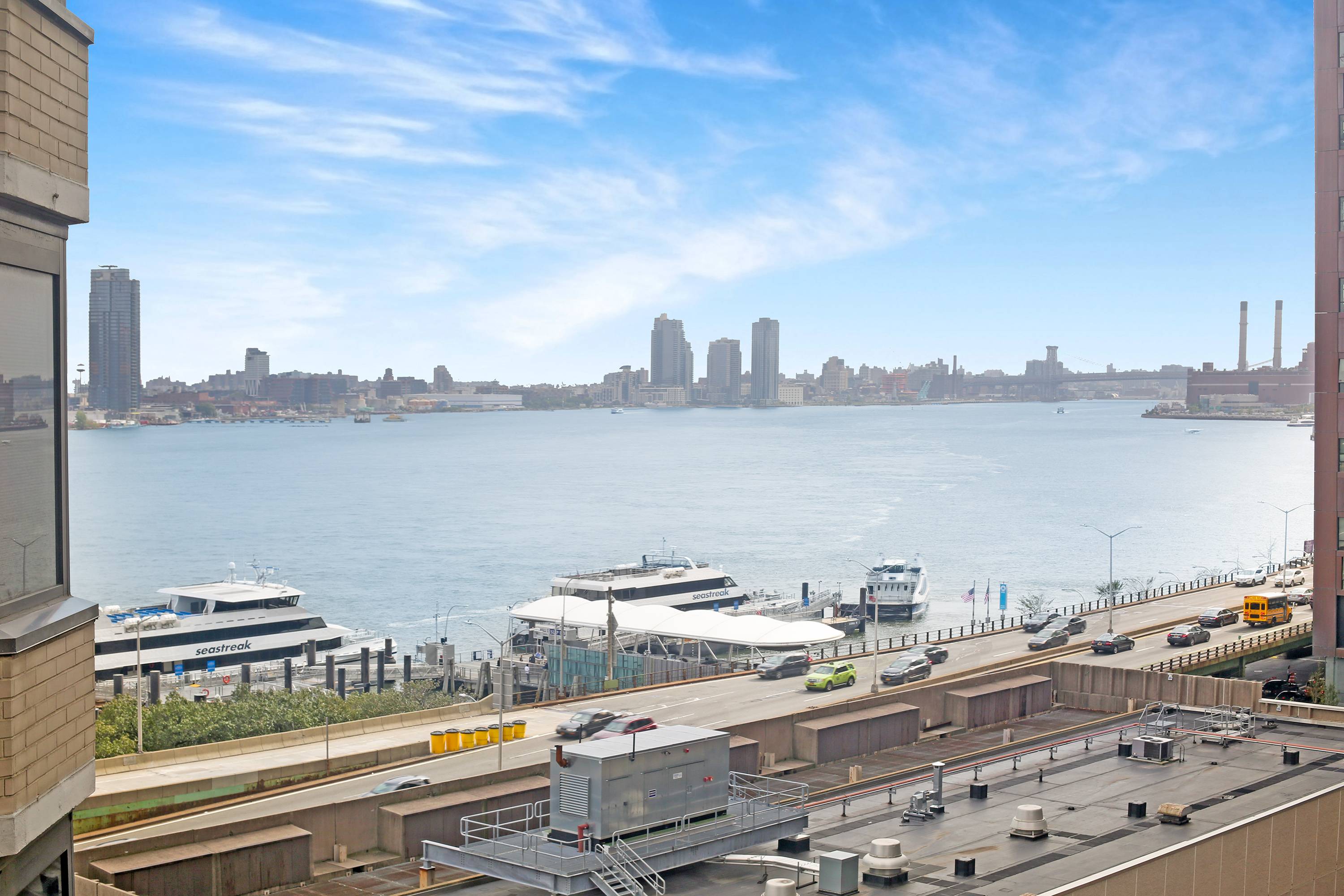 Spacious 1BR/1Bath with River Views at the Horizon in Murray Hill