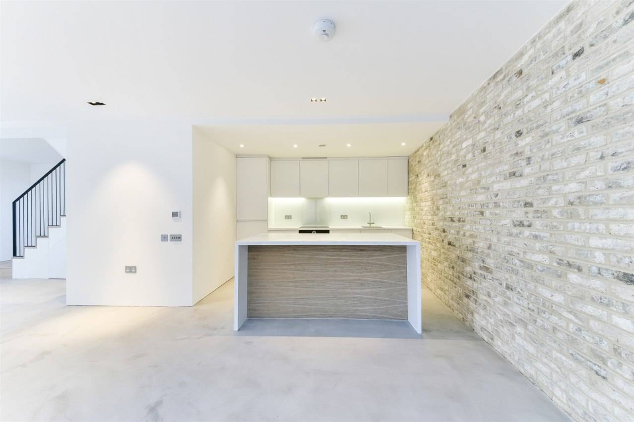 Fantastic 3 Bedroom property, Elephant & Castle