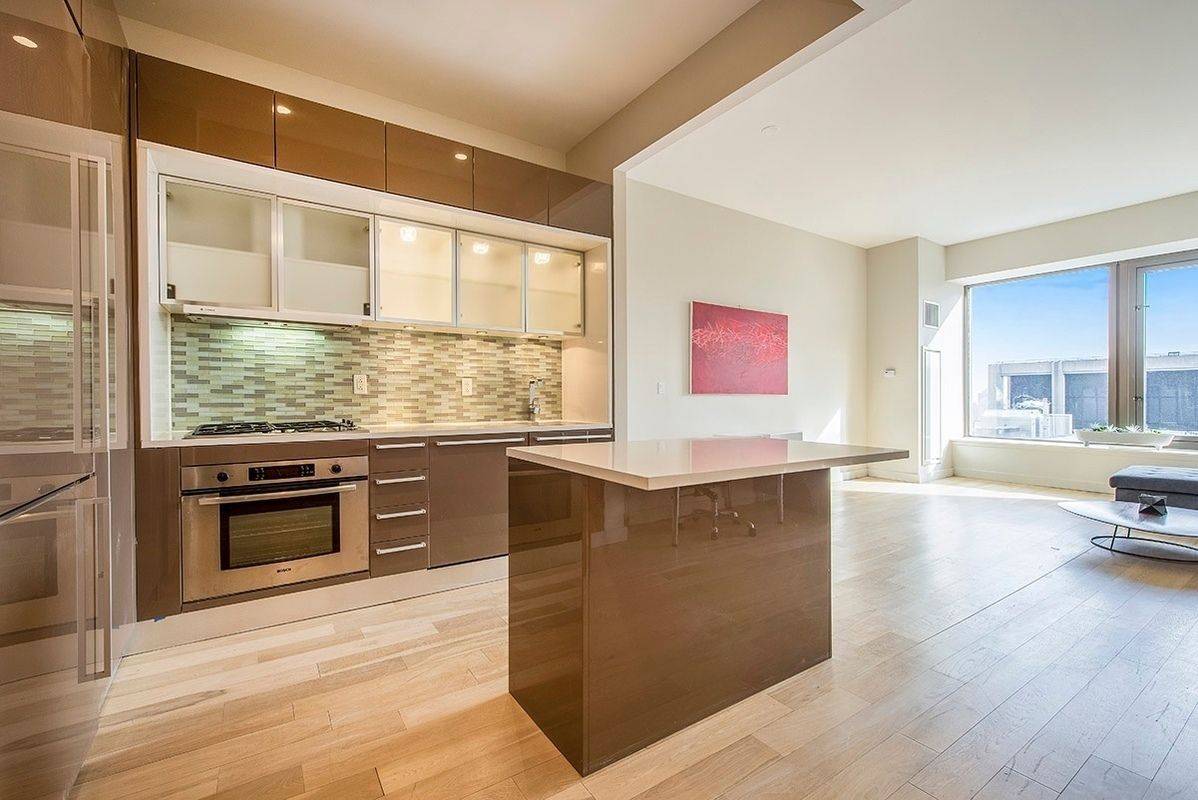 LUXURY CONDO BUILDING**BEAUTIFUL MANHATTAN SKYLINE VIEWS**RIVER VIEWS**FIDI**DOWNTOWN MANHATTAN**