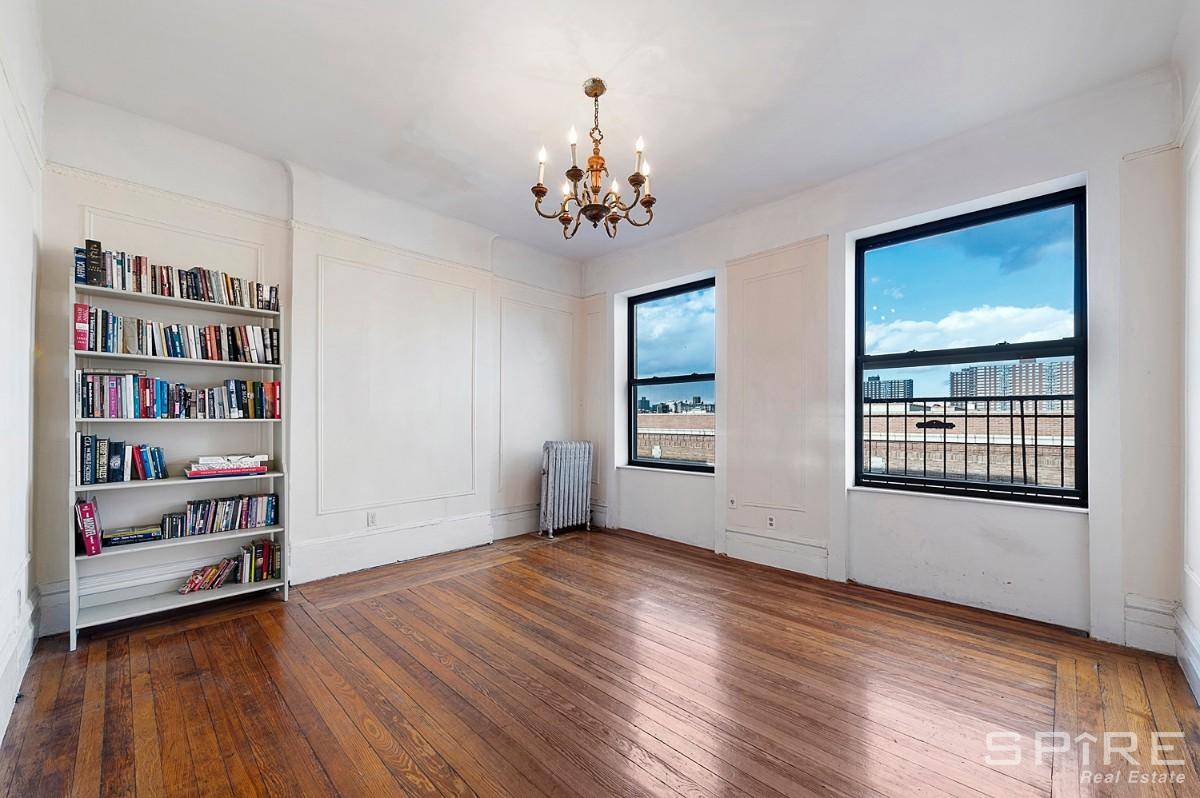 Beautiful prewar 4 bedroom apt, features 10 foot ceilings, approx 1000 sf, great light with a very long hallway to hang your art.