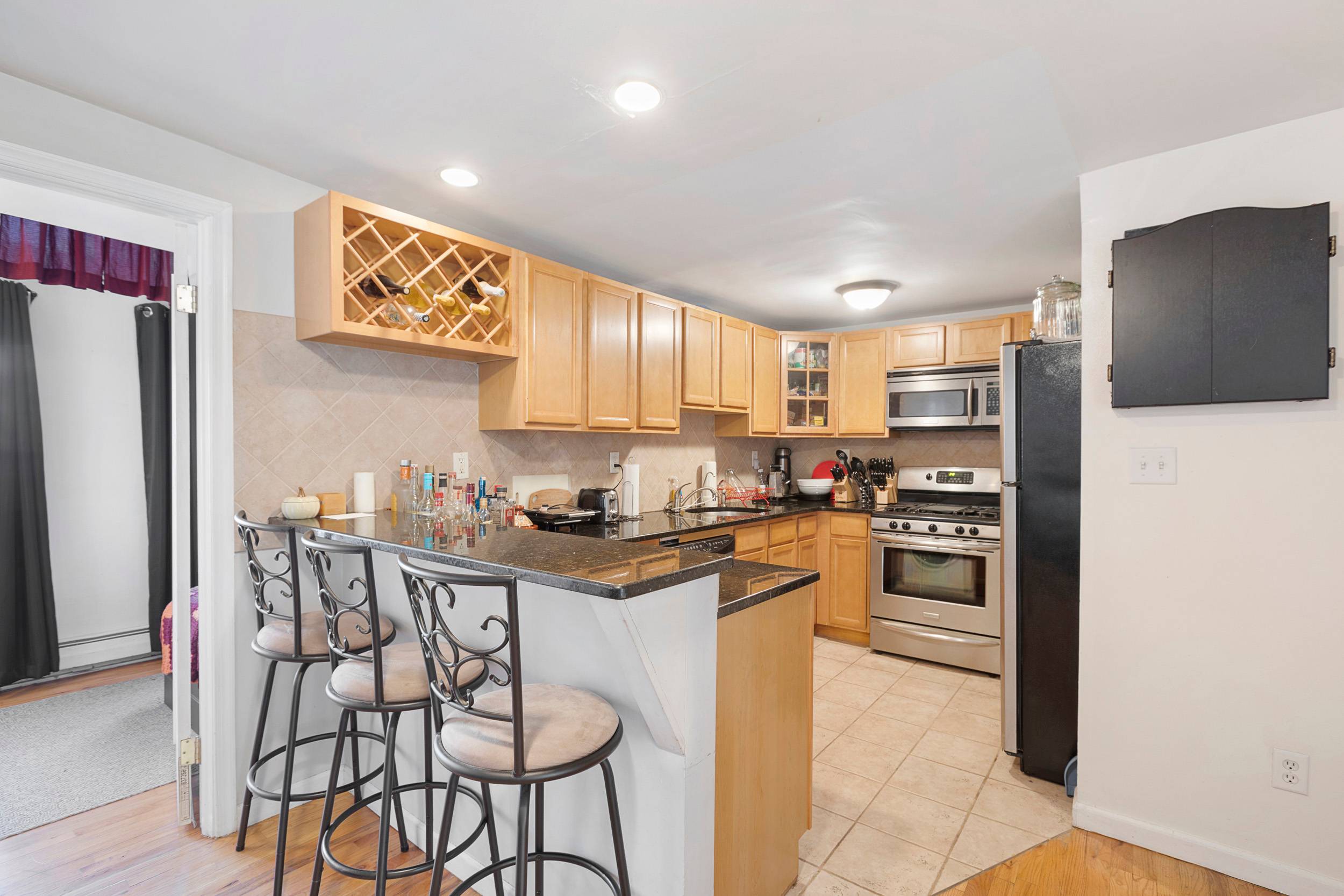 Perfect for Investors or Owner Occupy : 3 Bedroom Condo in Downtown Jersey City