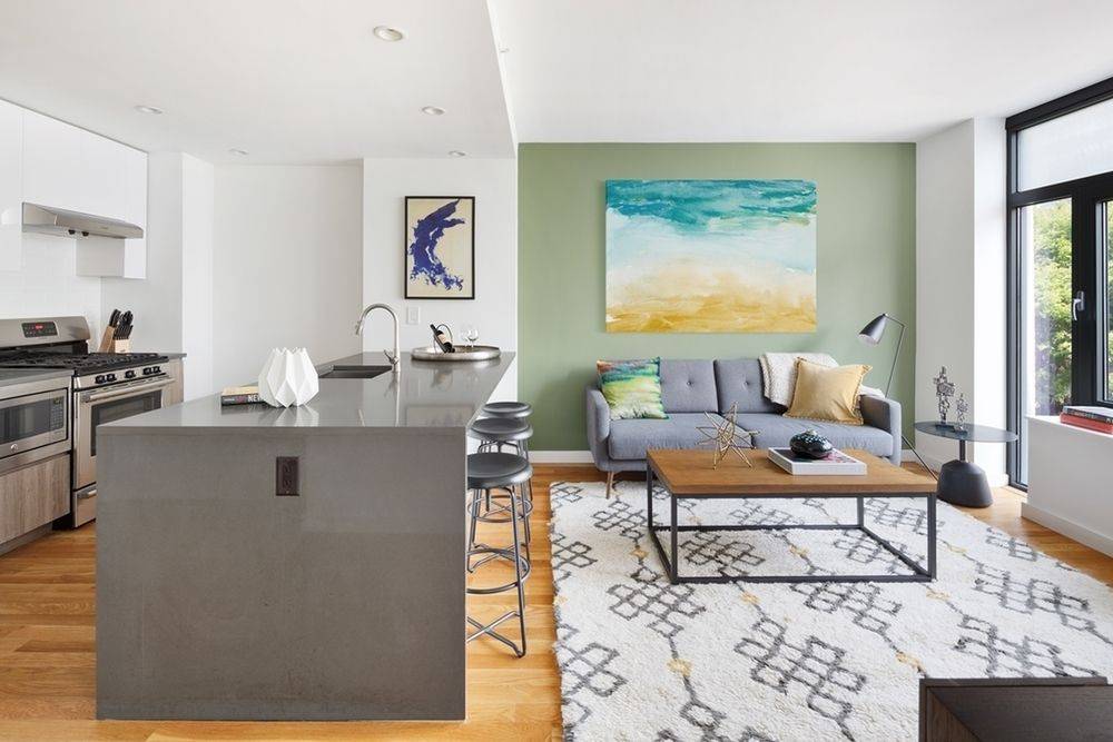 No Fee-Amazing 1 Bed w/ Private Balcony in Williamsburg