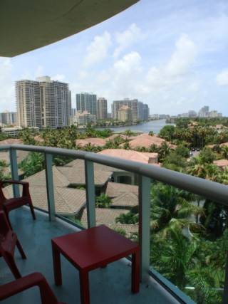 Welcome To Miami Beach Place - 2 Bedroom 2 Bathroom  (Furnished)