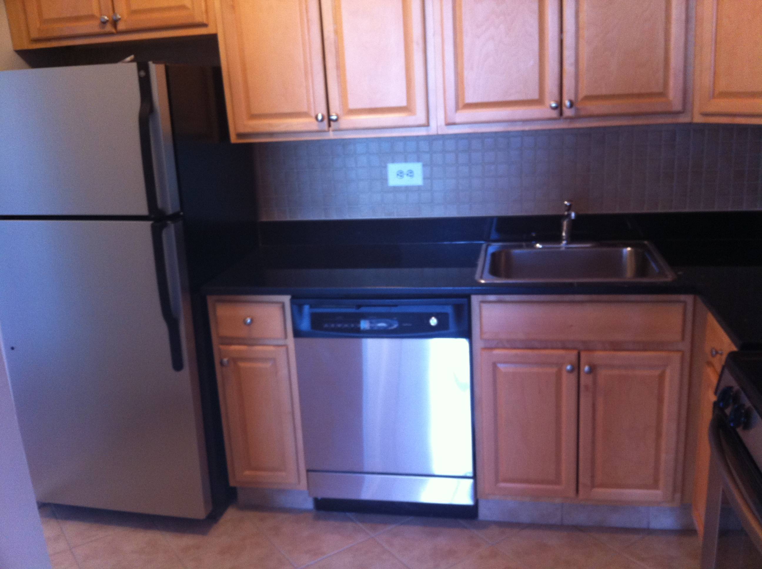 Large Luxury Newly Renovated 1 Bedroom Apt In 24hr Service Elevator Bldg*Greenwich Village @ Washington Square Park