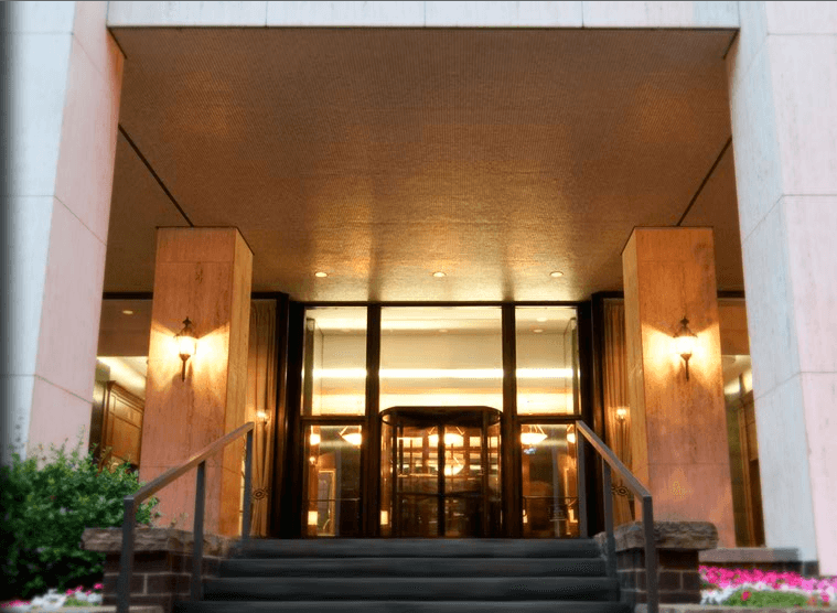 Gorgeous Renovated 2 Bedroom + 2 Marble Bath in Gorgeous 24/7 Doorman Building!! Luxury Living at its Finest on the Upper East Side!! Call or email NOW!!