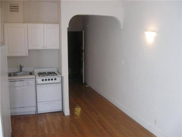 Newly Renovated 1 bedroom Apt In PreWar Bldg **Great Location West Village. Mins Of Meat Packing District*** Will Not Last