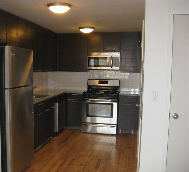 2 Bedroom in Brand New Luxury Building - Chelsea - $3,421