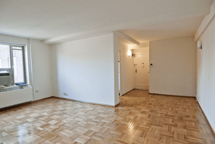 Gorgeous Classic Look in This Luxury Convertible 3 Bedroom Apartment in Gramercy!! Amenities*Space*Renovated*Call NOW!!