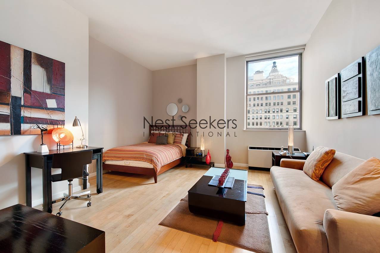 The Downtown Club, 20 West Street # 22M, Fully Furnished Rental 12 Months to 24 Months! 656 Sqf