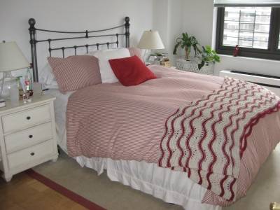 Lenox Hill**Just Listed*Stunning one bedroom*Amazing view*Full Service Building!!! Roof-Top Deck*Health Club*