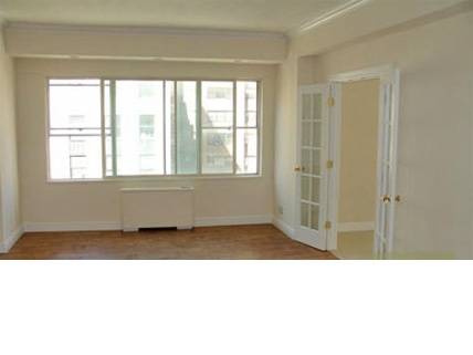 Jr4 Just Steps to Central Park $4400 over 1000sq ft!