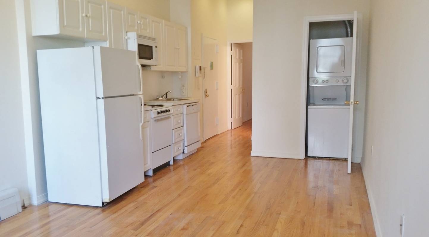 Cozy One Bedroom in the heart of the Upper East Side!