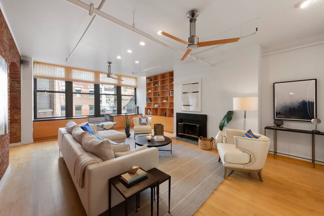 Expansive 3-Bedroom In Prime West Village