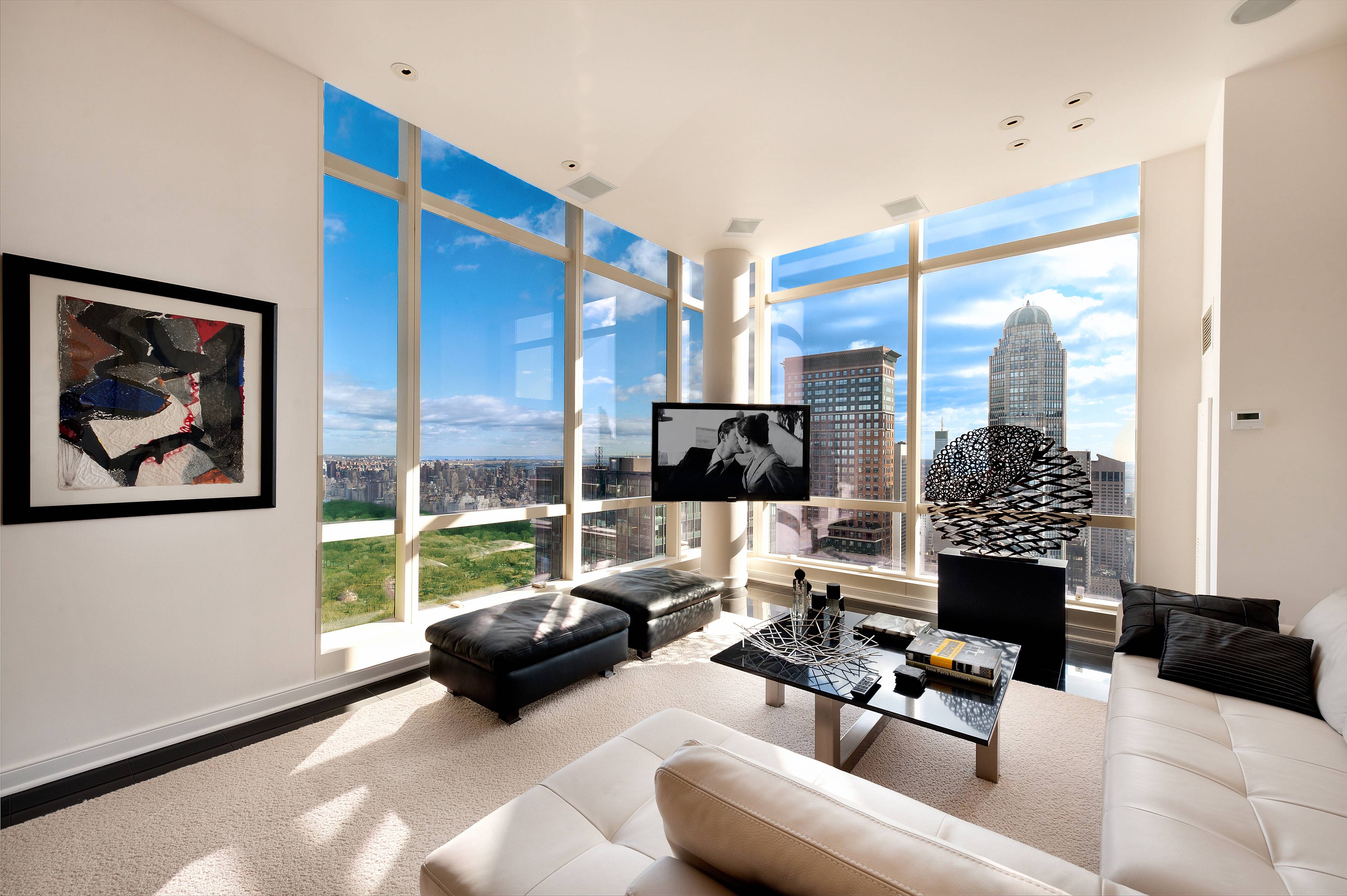 Central Park's Penthouse: A 3 bedroom, 3 bathroom on Top of the World.