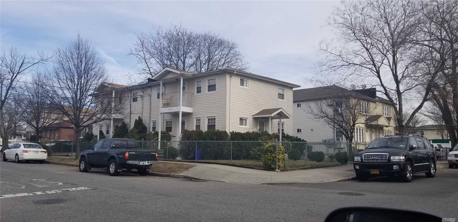 A Semi Det 2 Family Corner Property 5 Brs 2 Fbth 2 Kit Dr Lr Fin Bsmnt Pvt.