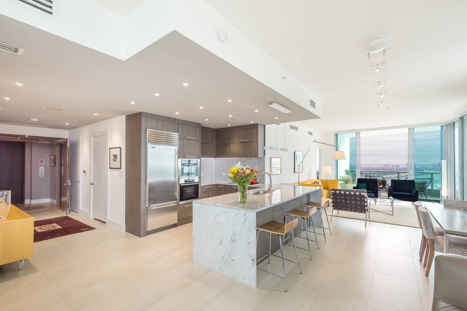 Rare Furnished 2 Bed 3 Bath Corner Unit Located in 900 Biscayne Bay in Downtown Miami.