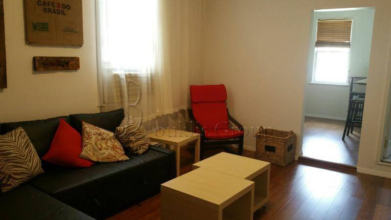 FULLY RENOVATED OVERSIZED TWO BEDROOM APARTMENT WITH 14 X18 MASTER BEDROOM OFF 23RD AVE !