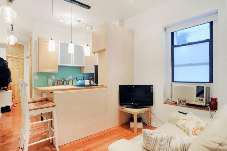 Renovated 2 Bedroom in Greenwich VIllage - Well Kept Building - Near NYU & Washington Sq Park