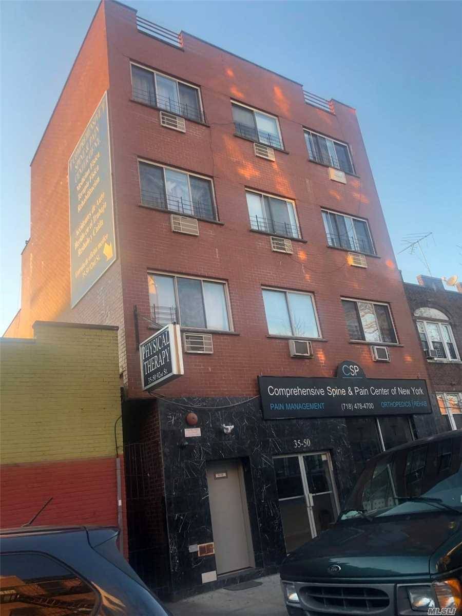 92nd commercial Jackson_Heights queens
