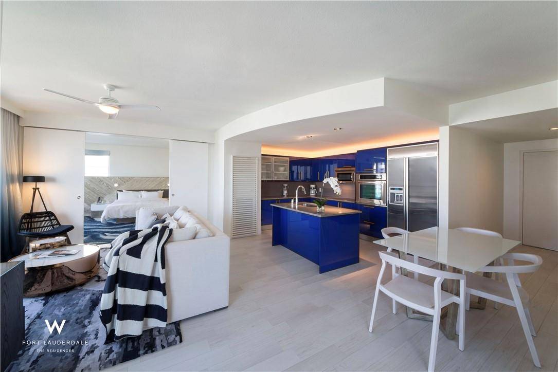 W OCEANFRONT RESIDENCES