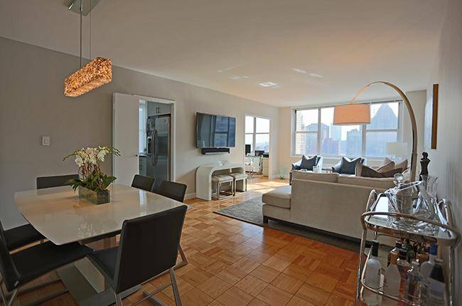 Sutton Place, Renovated 3 Bedroom Convertible with 2.5 Baths, Dining Room, WIC, Eat In Windowed Kitchen, Entry Foyer, Gym, No Fee