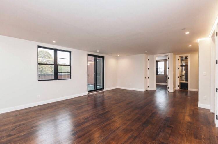 New Development: Spacious 4 Bedroom/2 Bathroom Apartment In Ridgewood!