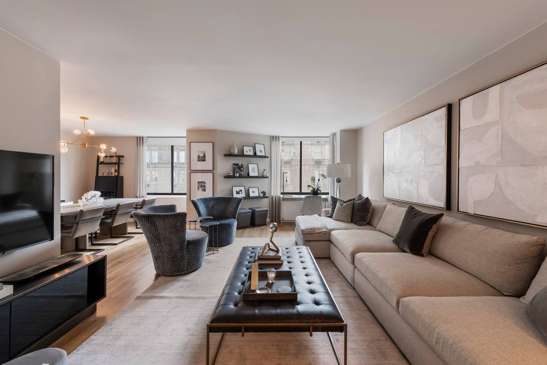 Gorgeous 2 Bedroom With Central Park and City Skyline Views at 800 Fifth Avenue!