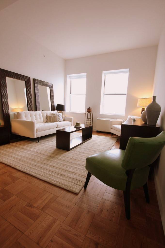 Perfect One Bedroom in Downtown NYC Spacious, Bright, & Sunny