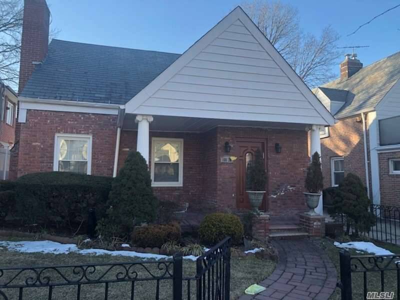 FULLY REMODELED 40 100 DETACHED BRICK CAPE HOUSE WITH 3.