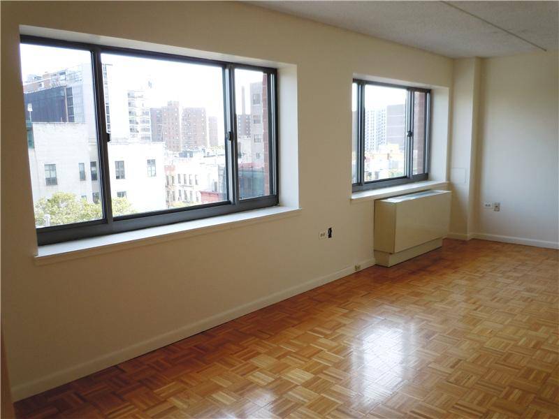 1br with Doorman in the LES