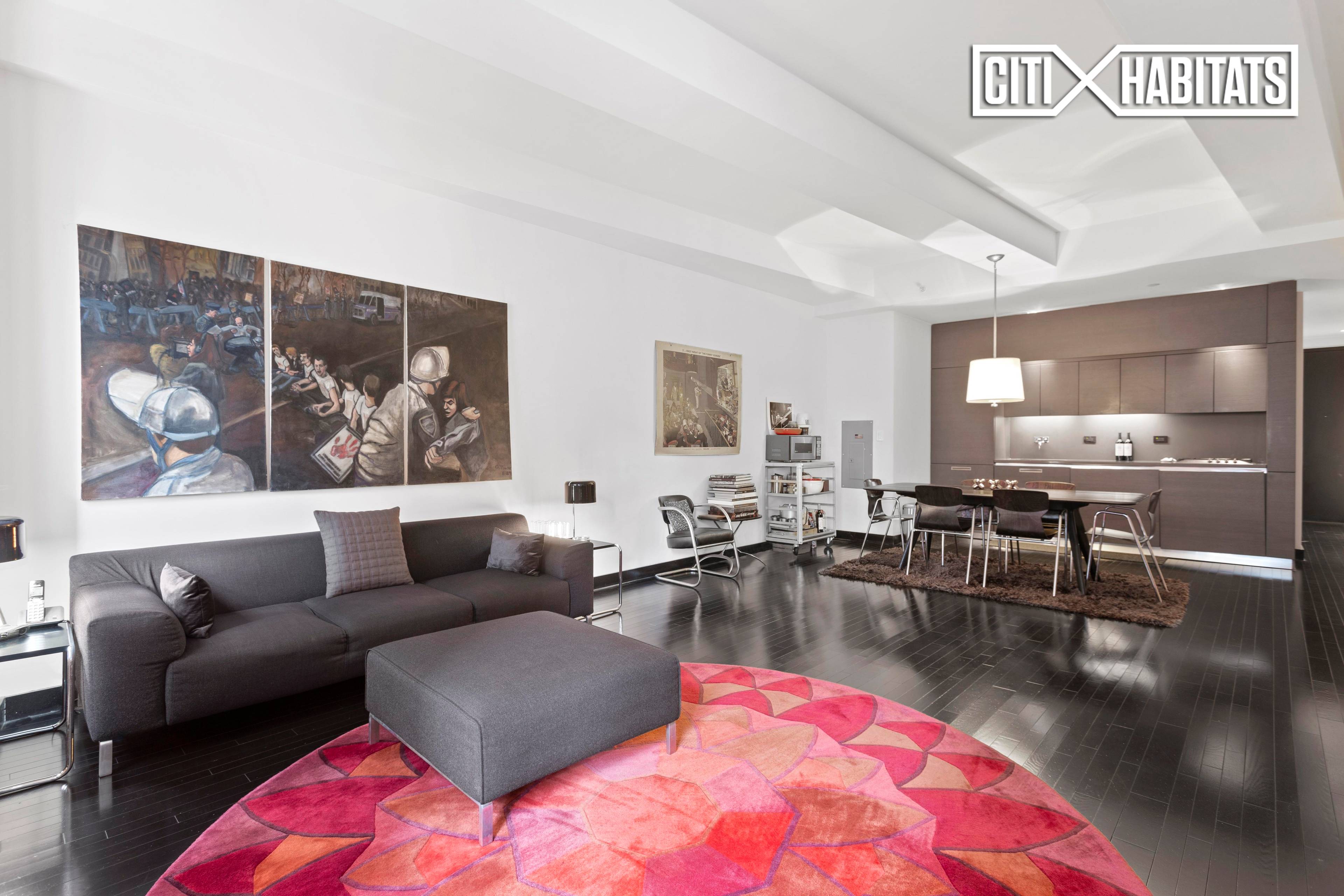 BEAUTIFUL LOFT FULL SERVICE LUXURY DEVELOPMENT condo for Sale !