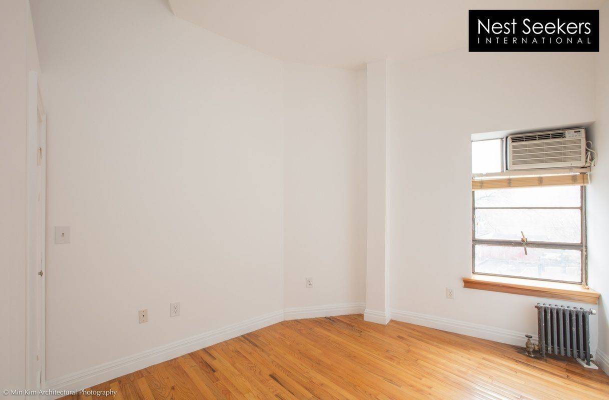 Sterling 3 Bedroom, 2 Bathroom West Village Loft
