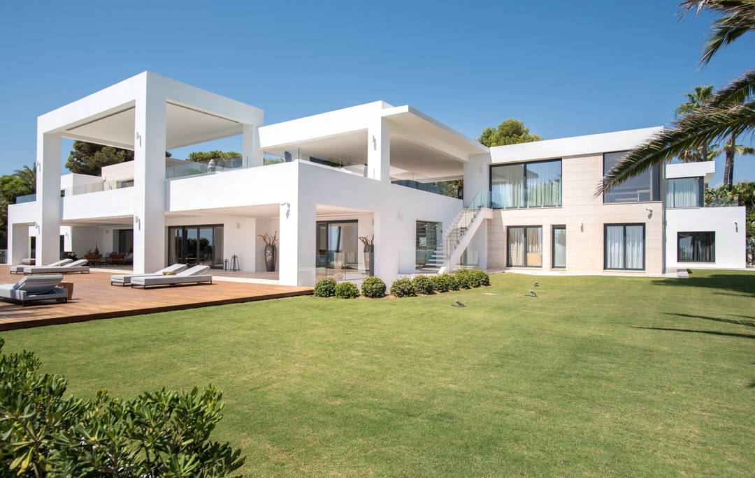 UNPARALLELED MODERN VILLA NEAR MARBELLA, SPAIN