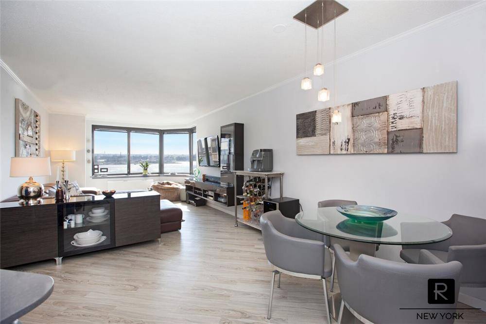 GORGEOUS and COMPLETELY RENOVATED One bdrm One bath with unobstructed water and city views !