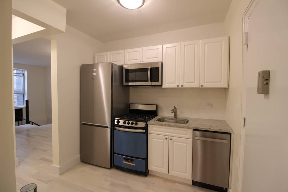 Brand New 1 Bedroom/1.5 Bathroom Duplex Apartment In Ditmas Park!