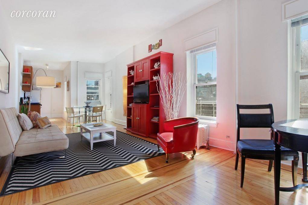 Loft like and open modern and elegant 1 Bedroom luxury FURNISHED apartment in the heart of Brooklyn Height's historic neighborhood.